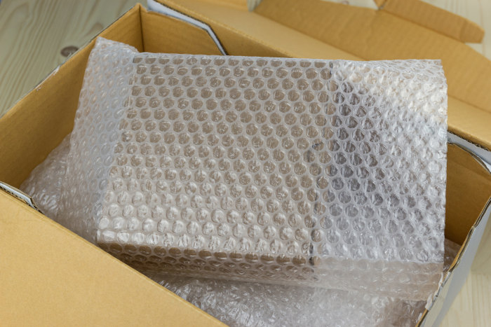 box-with-bubble-wrap