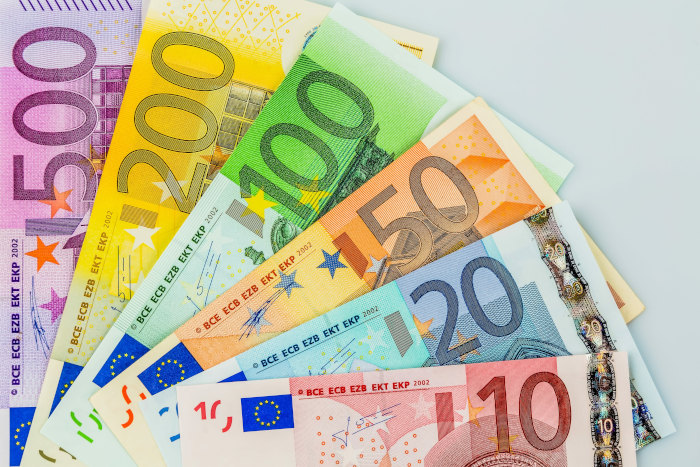 euro-bills