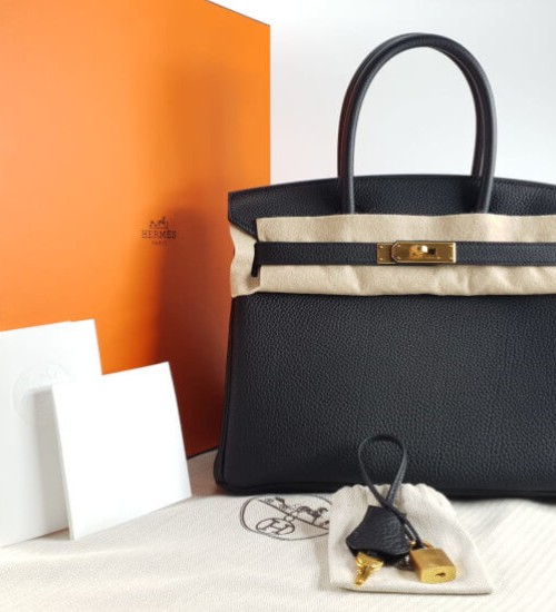 We help you sell your Hermès bags for free